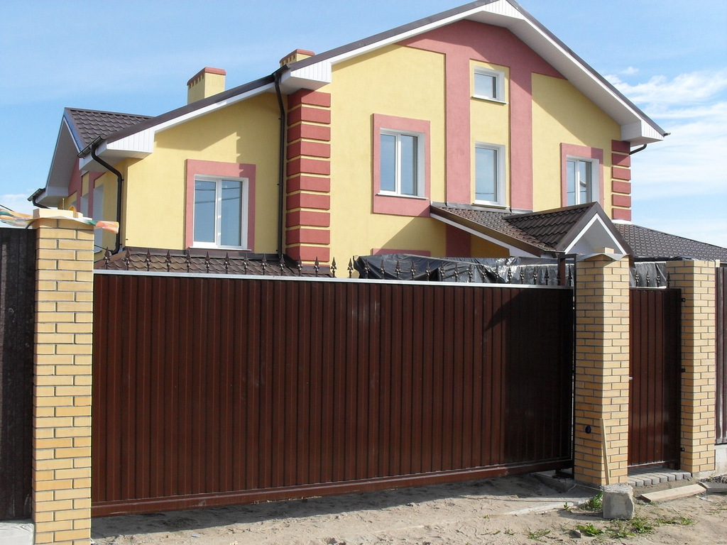 Откатные ворота из профнастила в Глебовском